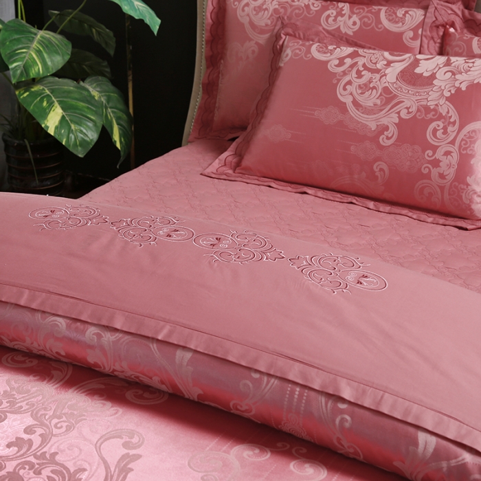 91家纺网 家纺一手货源 找家纺 （总）福丽莱家纺  2023新款贡缎提花床裙四件套（夹棉）