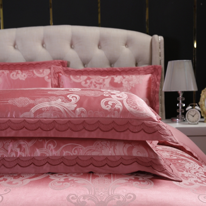 91家纺网 家纺一手货源 找家纺 （总）福丽莱家纺  2023新款贡缎提花床裙四件套（夹棉）