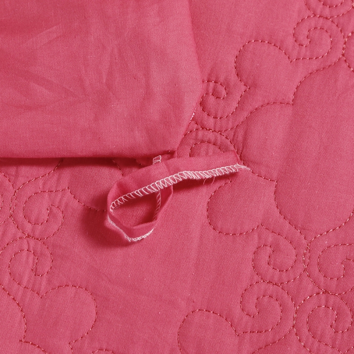 91家纺网 家纺一手货源 找家纺 福丽莱家纺  2023新款贡缎提花床裙四件套（夹棉）朵朵花语-砖红