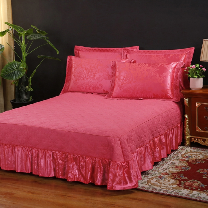 91家纺网 家纺一手货源 找家纺 福丽莱家纺  2023新款贡缎提花床裙四件套（夹棉）朵朵花语-砖红