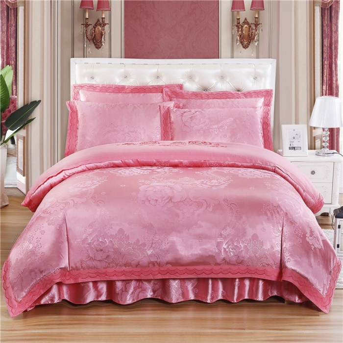 91家纺网 家纺一手货源 找家纺 福丽莱家纺  2023新款贡缎提花床裙四件套（夹棉）花团锦簇-粉玉