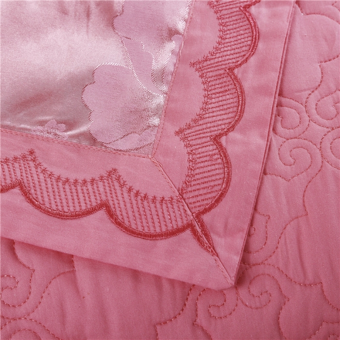 91家纺网 家纺一手货源 找家纺 福丽莱家纺  2023新款贡缎提花床裙四件套（夹棉）花团锦簇-粉玉