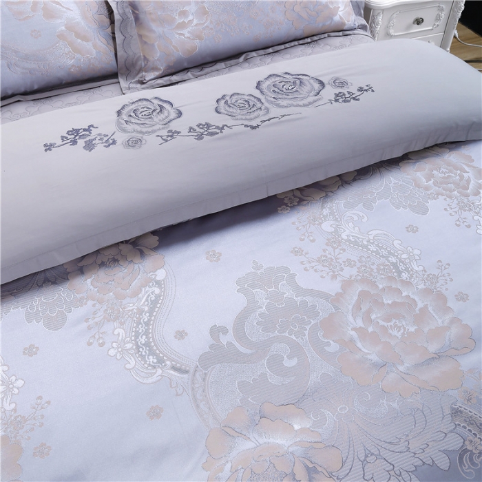 91家纺网 家纺一手货源 找家纺 福丽莱家纺  2023新款贡缎提花床裙四件套（夹棉）花团锦簇-银灰