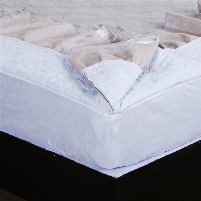 91家纺网 家纺一手货源 找家纺 福丽莱家纺  2023新款贡缎提花床裙四件套（夹棉）花团锦簇-银灰