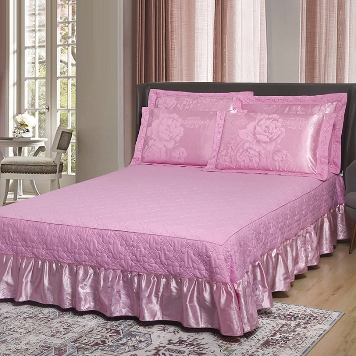 91家纺网 家纺一手货源 找家纺 福丽莱家纺  2023新款贡缎提花床裙四件套（夹棉）花香情缘-粉