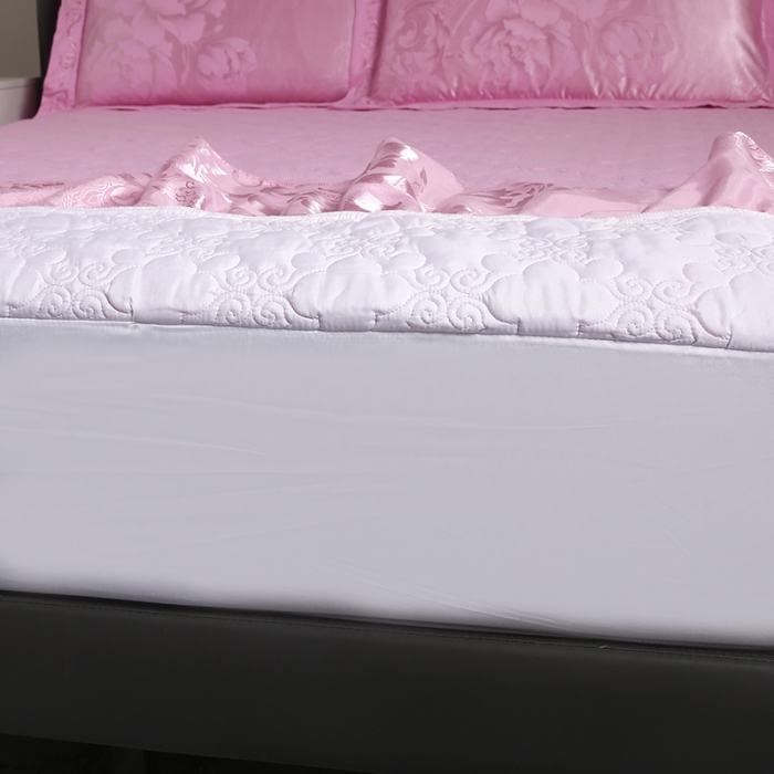 91家纺网 家纺一手货源 找家纺 福丽莱家纺  2023新款贡缎提花床裙四件套（夹棉）花香情缘-粉