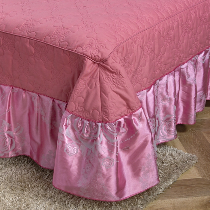 91家纺网 家纺一手货源 找家纺 福丽莱家纺  2023新款贡缎提花床裙四件套（夹棉）花逸芳心-豆沙