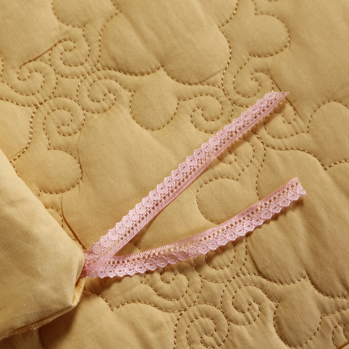 91家纺网 家纺一手货源 找家纺 福丽莱家纺  2023新款贡缎提花床裙四件套（夹棉）克罗丽莎-金色