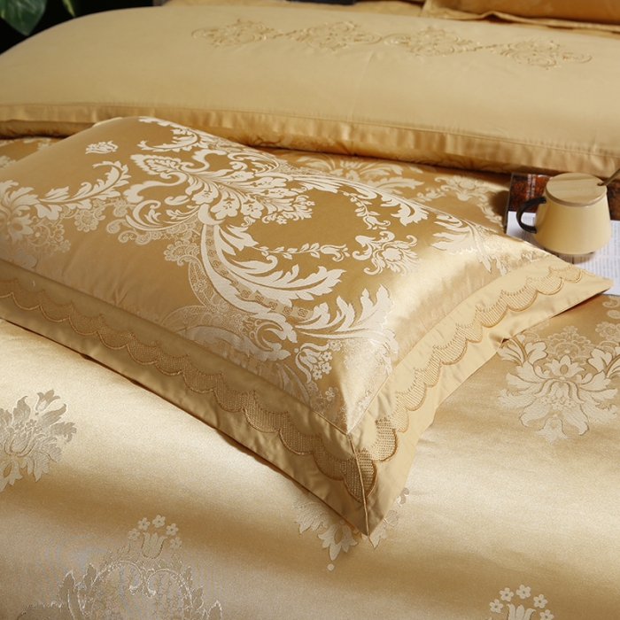 91家纺网 家纺一手货源 找家纺 福丽莱家纺  2023新款贡缎提花床裙四件套（夹棉）克罗丽莎-金色