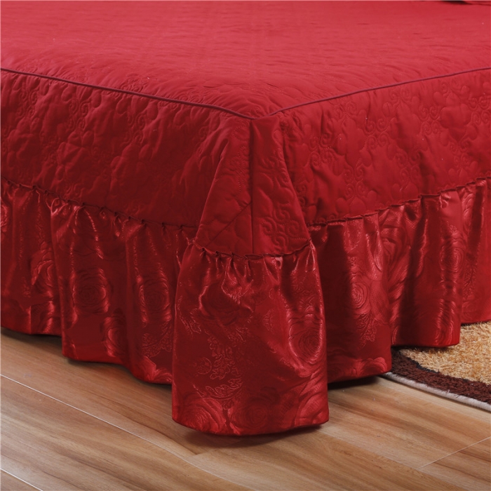 91家纺网 家纺一手货源 找家纺 福丽莱家纺  2023新款贡缎提花床裙四件套（夹棉）玫瑰风情-大红