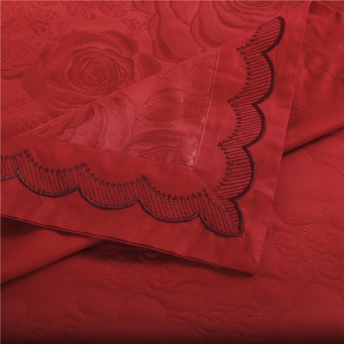 91家纺网 家纺一手货源 找家纺 福丽莱家纺  2023新款贡缎提花床裙四件套（夹棉）玫瑰风情-大红