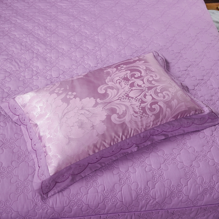 91家纺网 家纺一手货源 找家纺 福丽莱家纺  2023新款贡缎提花床裙四件套（夹棉）密语-雪青