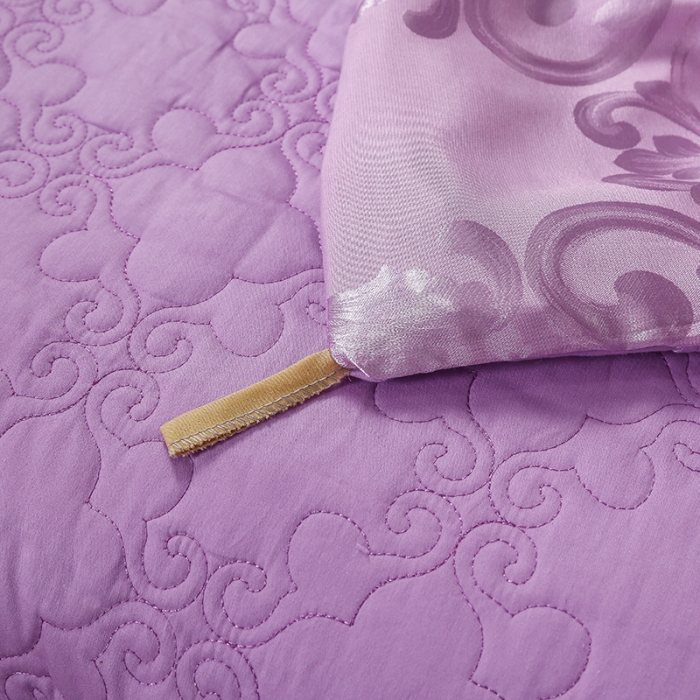 91家纺网 家纺一手货源 找家纺 福丽莱家纺  2023新款贡缎提花床裙四件套（夹棉）密语-雪青