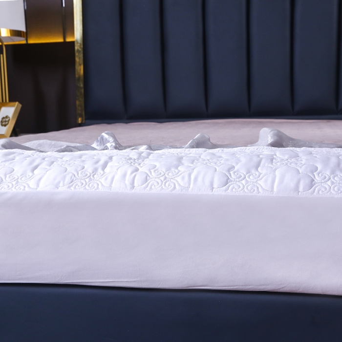 91家纺网 家纺一手货源 找家纺 福丽莱家纺  2023新款贡缎提花床裙四件套（夹棉）名门世家-银灰