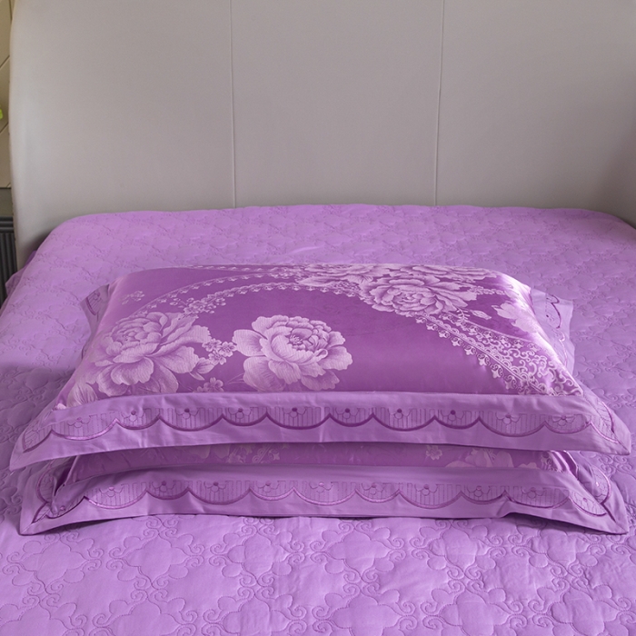 91家纺网 家纺一手货源 找家纺 福丽莱家纺  2023新款贡缎提花床裙四件套（夹棉）浓情花梦-雪青