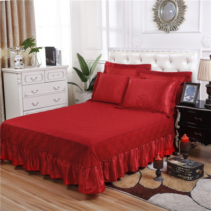 91家纺网 家纺一手货源 找家纺 福丽莱家纺  2023新款贡缎提花床裙四件套（夹棉）暖心芳妍-大红