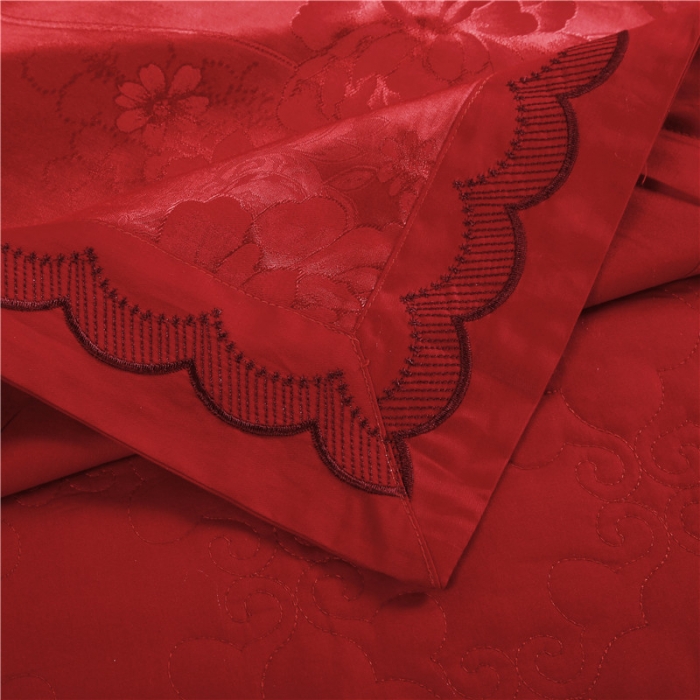 91家纺网 家纺一手货源 找家纺 福丽莱家纺  2023新款贡缎提花床裙四件套（夹棉）暖心芳妍-大红