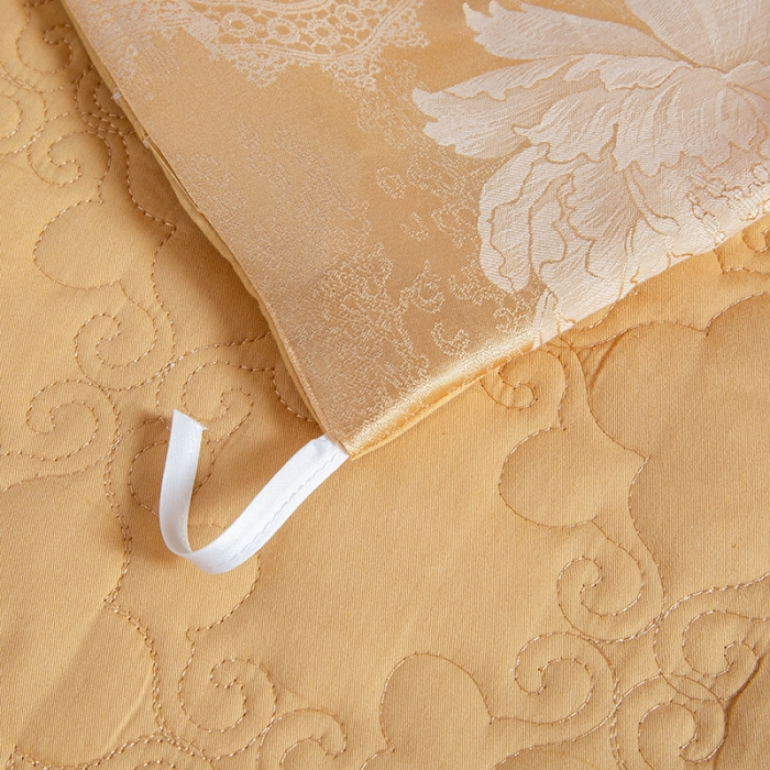 91家纺网 家纺一手货源 找家纺 福丽莱家纺  2023新款贡缎提花床裙四件套（夹棉）千娇百媚-金色