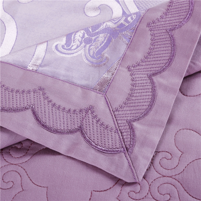 91家纺网 家纺一手货源 找家纺 福丽莱家纺  2023新款贡缎提花床裙四件套（夹棉）浅芳菲-粉紫