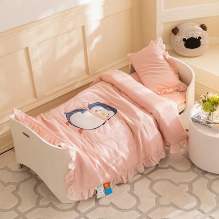 喜多兔 2023新款纯棉双层纱绣花幼儿园三件套 粉色萌企鹅