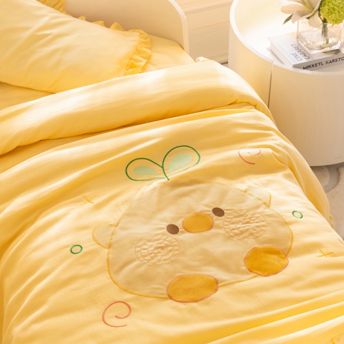 91家纺网 家纺一手货源 找家纺 喜多兔 2023新款纯棉双层纱绣花幼儿园三件套 黄色Q小鸡