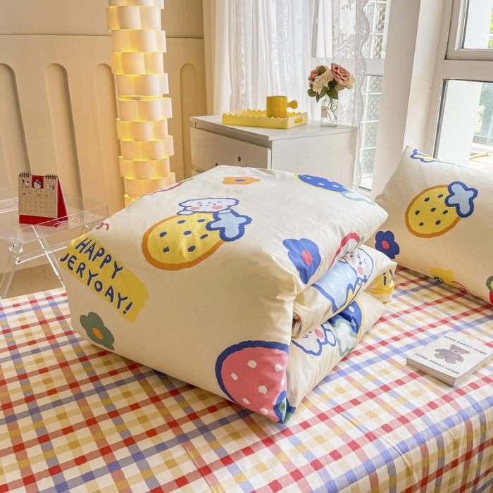 91家纺网 家纺一手货源 找家纺 蓝邻 2023新款学生季全棉三件套四件套-印花系列 果缤纷