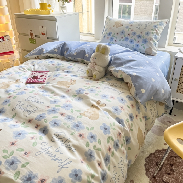 91家纺网 家纺一手货源 找家纺 蓝邻 2023新款学生季全棉三件套四件套-印花系列 蓝茵兔