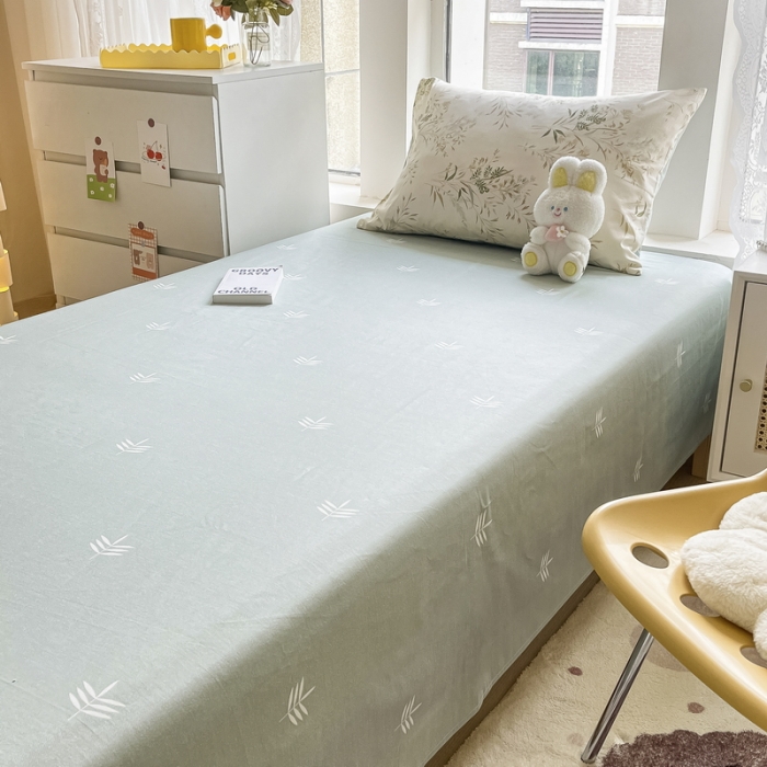 91家纺网 家纺一手货源 找家纺 蓝邻 2023新款学生季全棉三件套四件套-印花系列 浅草