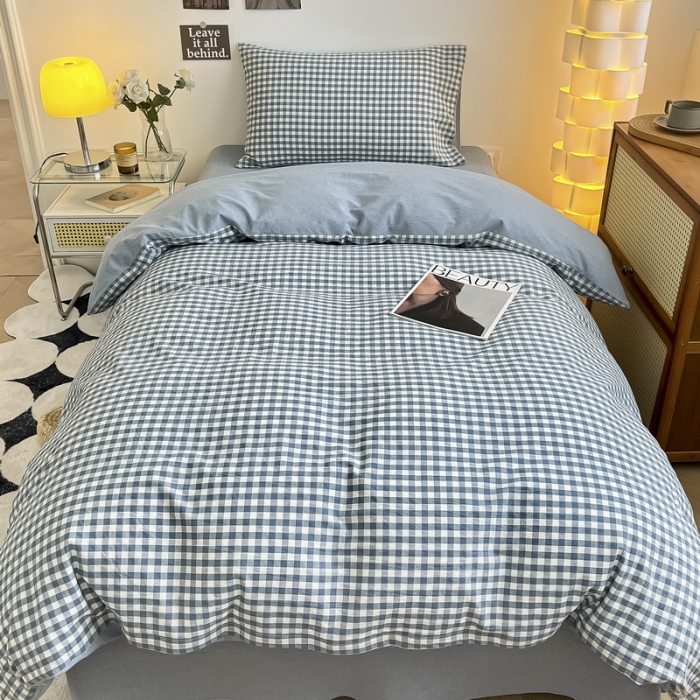 91家纺网 家纺一手货源 找家纺 蓝邻 2023新款学生季全棉色织水洗棉三件套四件套 海兰小格