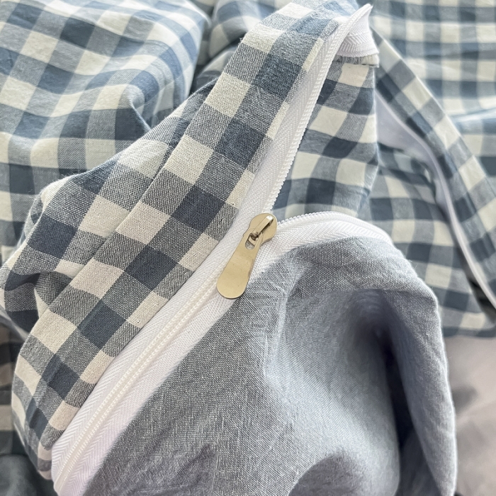 91家纺网 家纺一手货源 找家纺 蓝邻 2023新款学生季全棉色织水洗棉三件套四件套 海兰小格