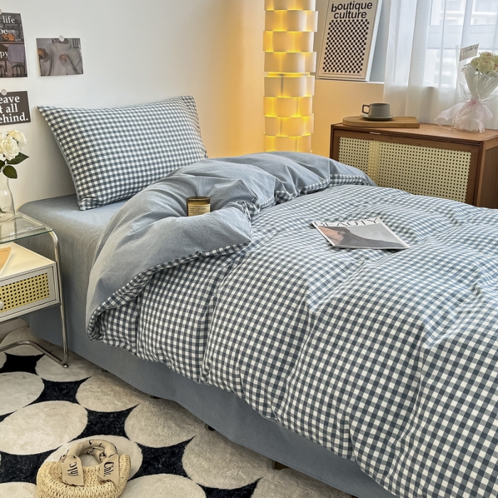 91家纺网 家纺一手货源 找家纺 蓝邻 2023新款学生季全棉色织水洗棉三件套四件套 海兰小格