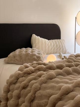 91家纺网 家纺一手货源 找家纺 左视觉 法式绒类床品样片