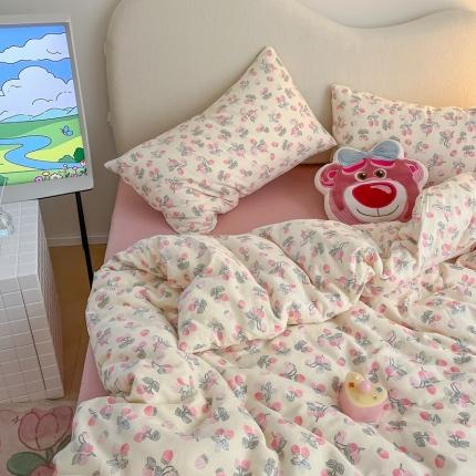 91家纺网 家纺一手货源 找家纺 川悦生活 2023新款全棉双层纱印花四件套 草莓花田