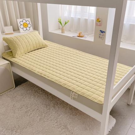 雅萱家纺 2023新款亲肤大豆纤维学生床垫 米绿