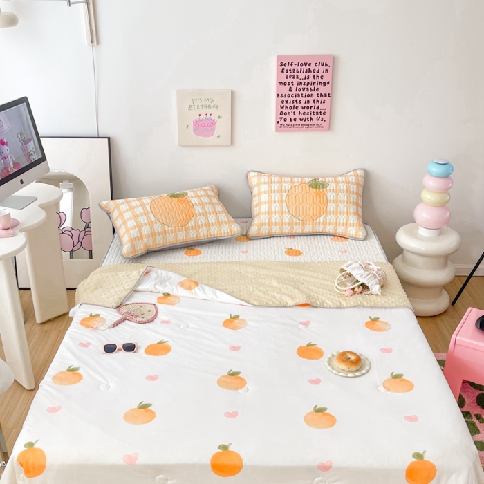 91家纺网 家纺一手货源 找家纺 顾里家纺 2023新款凉席豆豆夏被套件 爱心桔子