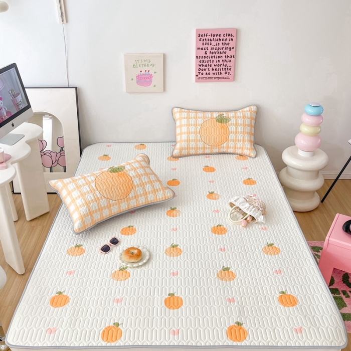 91家纺网 家纺一手货源 找家纺 顾里家纺 2023新款凉席豆豆夏被套件 爱心桔子