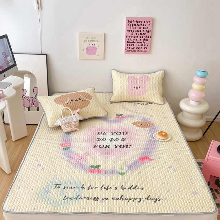 91家纺网 家纺一手货源 找家纺 顾里家纺 2023新款凉席豆豆夏被套件 爱心兔熊