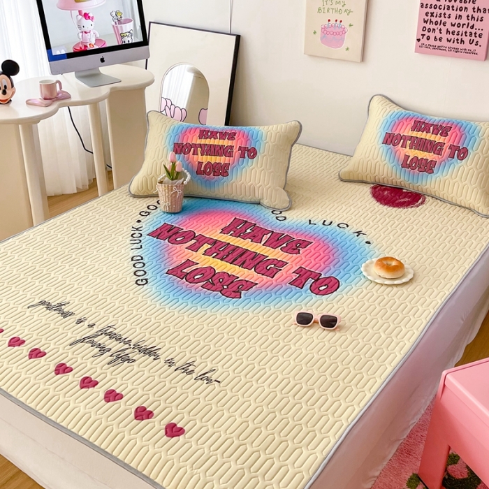 91家纺网 家纺一手货源 找家纺 顾里家纺 2023新款凉席豆豆夏被套件 甜酷爱心