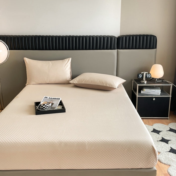 91家纺网 家纺一手货源 找家纺 琪格格纺织 2023新款60支长绒棉小方格提花单品床笠和枕套 杏仁