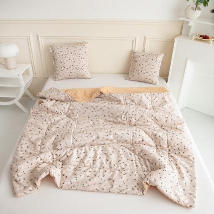 91家纺网 家纺一手货源 找家纺 翰轩家居 2023新款全棉印花小清新豆豆绒抱枕被 布拉格