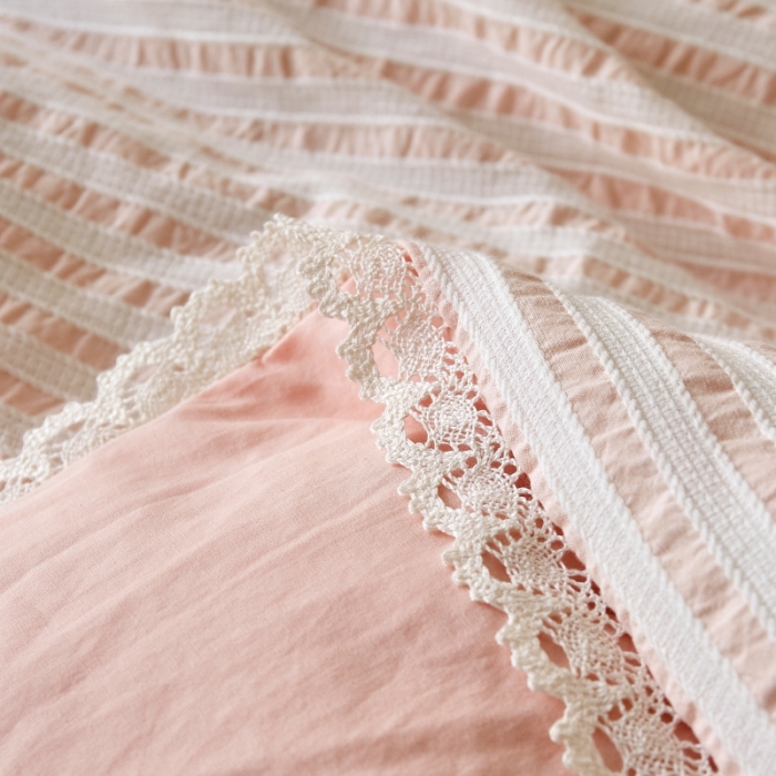 91家纺网 家纺一手货源 找家纺 安莱 2023新款韩式小清新色织水洗棉提花花边四件套 锦瑟 粉