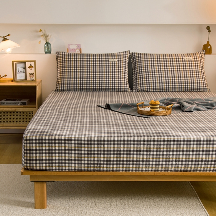 91家纺网 家纺一手货源 找家纺 柠萌家居 2023新款全棉色织水洗棉单床笠 灰黄小格