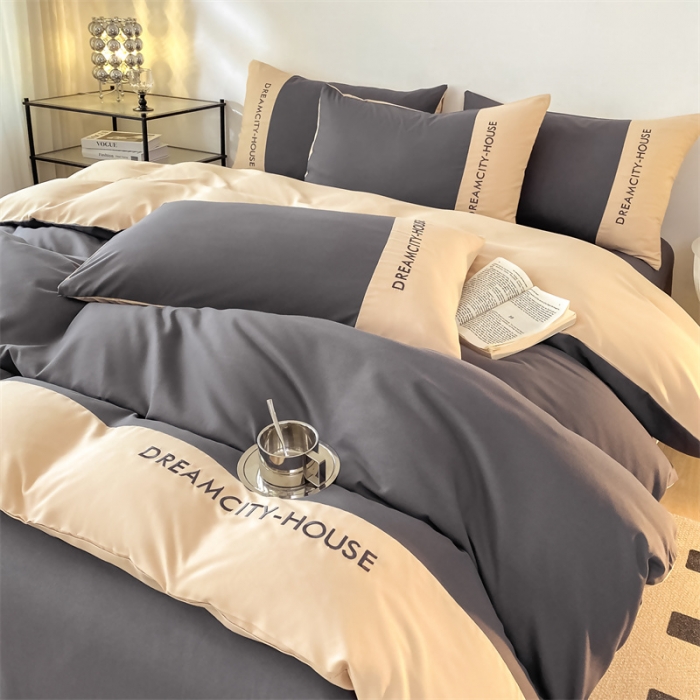 91家纺网 家纺一手货源 找家纺 盛秋家纺 2025新款思雅系列水洗磨毛双拼刺绣四件套 思雅-高级灰+奶茶