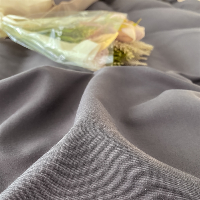 91家纺网 家纺一手货源 找家纺 盛秋家纺 2025新款思雅系列水洗磨毛双拼刺绣四件套 思雅-高级灰+奶茶