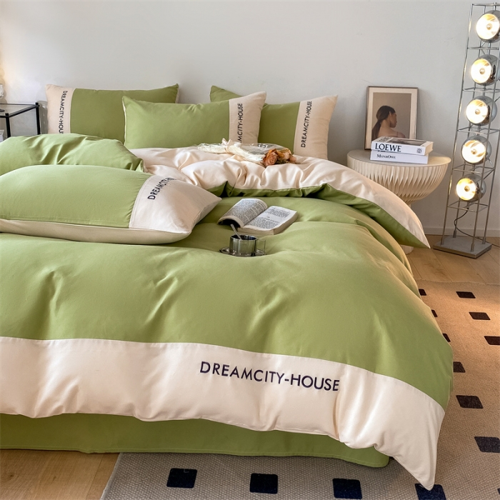 91家纺网 家纺一手货源 找家纺 盛秋家纺 2025新款思雅系列水洗磨毛双拼刺绣四件套 思雅-果绿+奶昔白