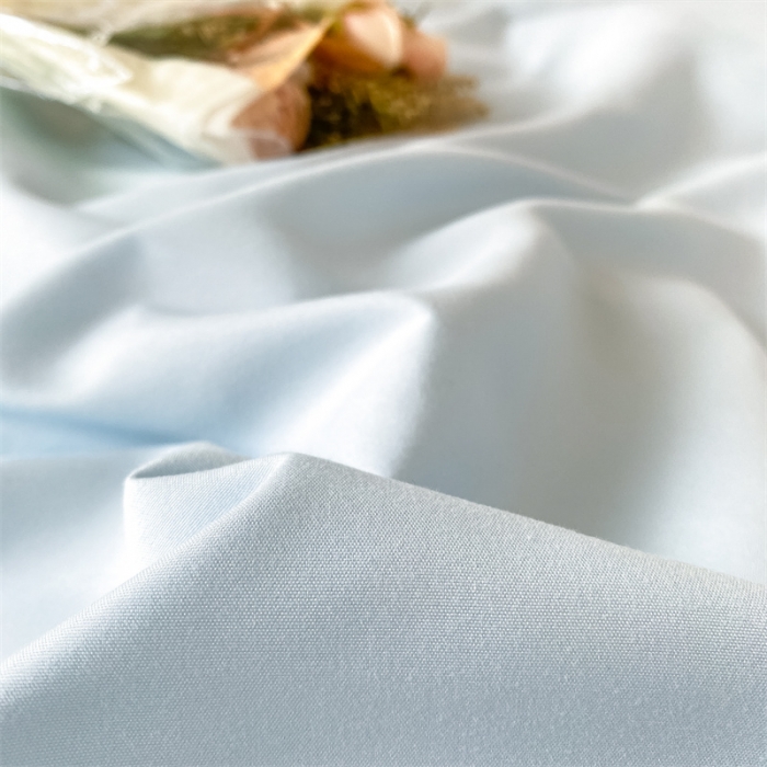 91家纺网 家纺一手货源 找家纺 盛秋家纺 2025新款思雅系列水洗磨毛双拼刺绣四件套 思雅-天空蓝+奶昔白