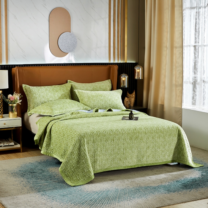 91家纺网 家纺一手货源 找家纺 佳梦家纺 2023新款冬季色织绗缝床盖榻榻米垫子牛奶绒毛毯 果绿