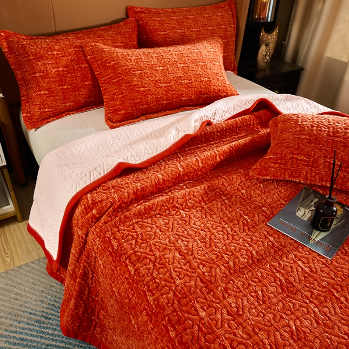 91家纺网 家纺一手货源 找家纺 佳梦家纺 2023新款冬季色织绗缝床盖榻榻米垫子牛奶绒毛毯 橘红