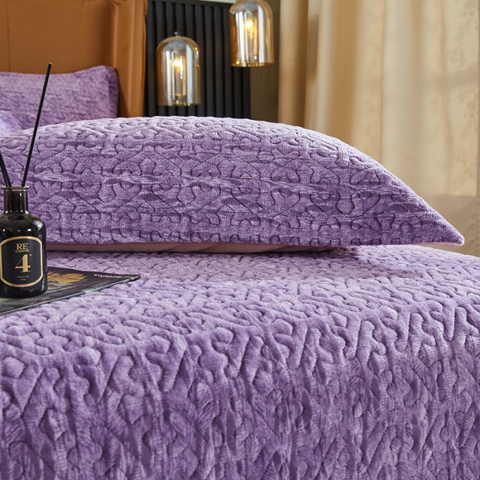 91家纺网 家纺一手货源 找家纺 佳梦家纺 2023新款冬季色织绗缝床盖榻榻米垫子牛奶绒毛毯 紫色