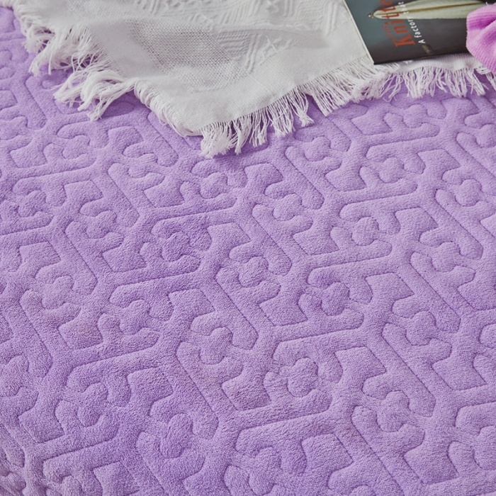 91家纺网 家纺一手货源 找家纺 佳梦家纺 牛奶绒纯色花边床盖绗缝夹棉绒毯三件套榻榻米席梦思床垫子 紫色